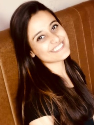 Home Tutor Aleena Rais 221306 T7218609e0e4826